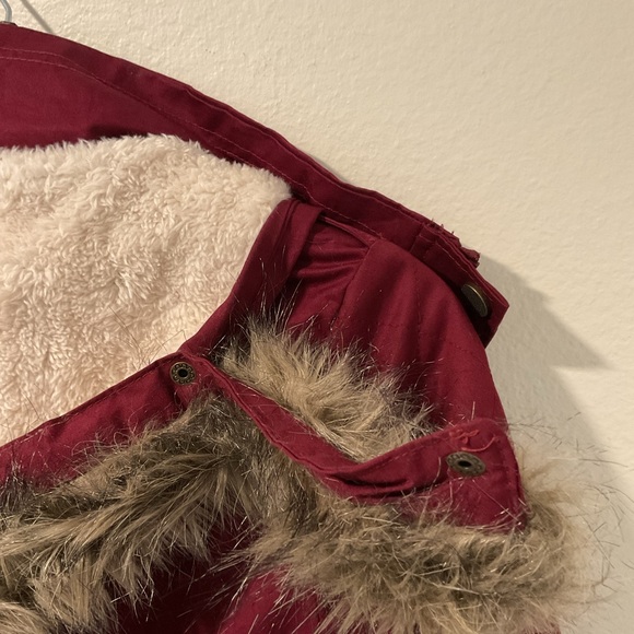 NWT rue 21 size medium mid weight jacket. Tie waist & detachable fur on hood. - Picture 10 of 12